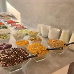 فندق Rok *